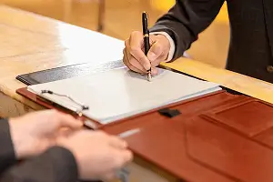 倢字的笔顺怎么写，正确写法详解